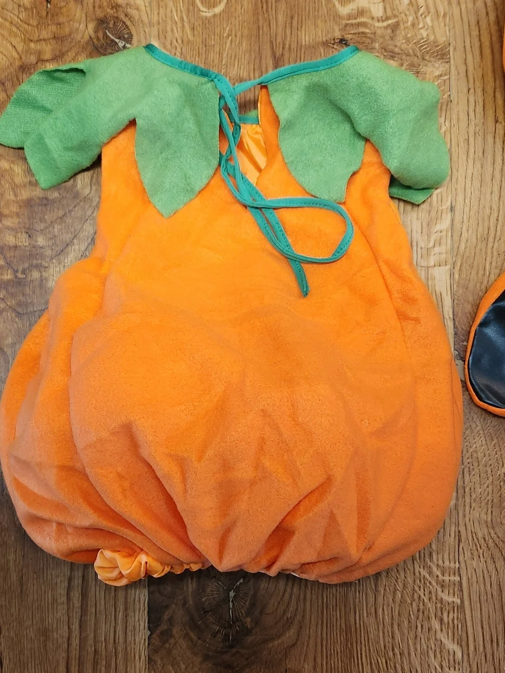Orange Pumpkin Costume with Hat and Booties New 06-12 Months